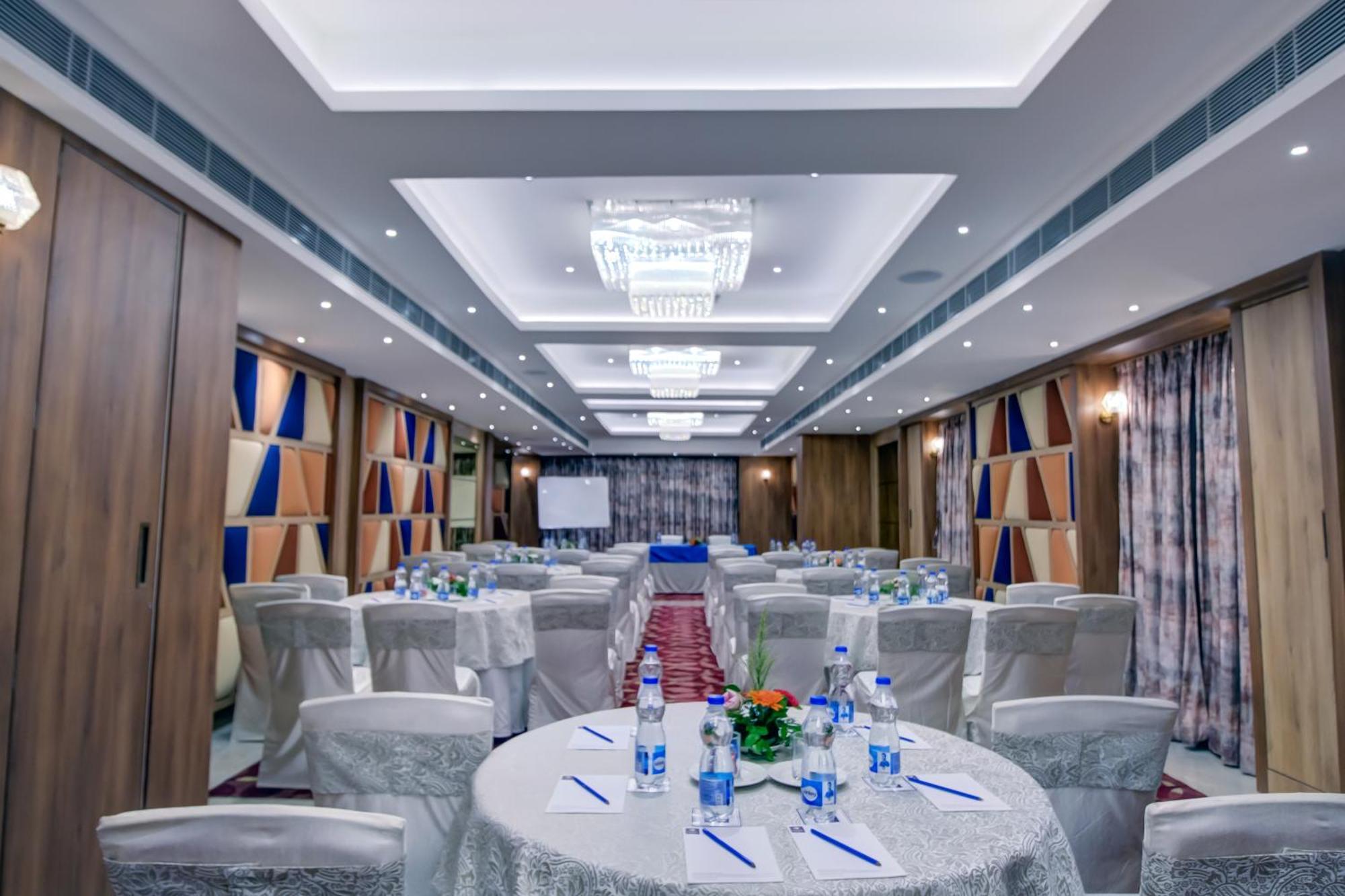 Cozzet Victoria Hotel Bhubaneswar Luaran gambar